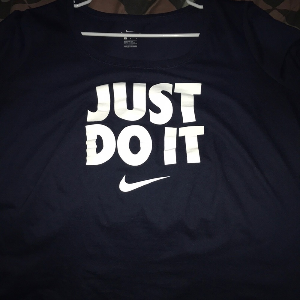 Tee shirt sleeve